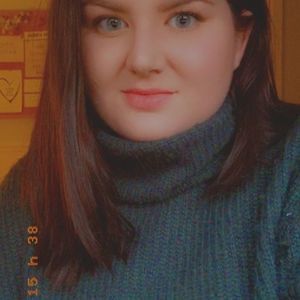 Meet your Posher, Caroline